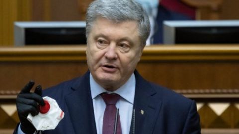 Порошенко: Россия как страна-агрессор рано или поздно ответит за свои преступления