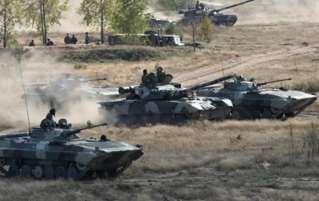 Минобороны РФ проведет крупные учения в сентябре 2015 г