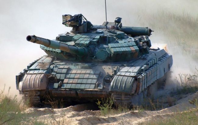 Вибух танка в Дніпропетровській обл.: постраждали троє військових