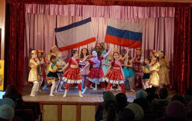 "Доставляют лица зрителей": в Судаке отпраздновали День Республики Крым