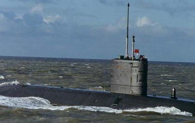 Британская подлодка получила повреждение при слежении за кораблем РФ