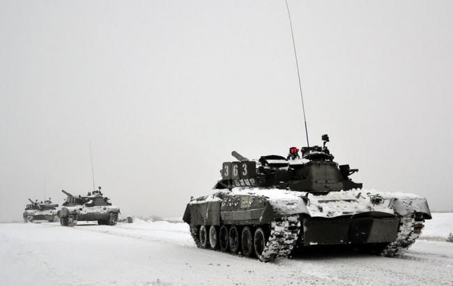 Боевики на танках начали наступление на Мариуполь, - представитель МВД