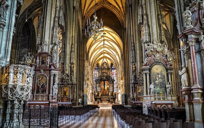 Собор Святого Стефана у Відні евакуювали через повідомлення про бомбу