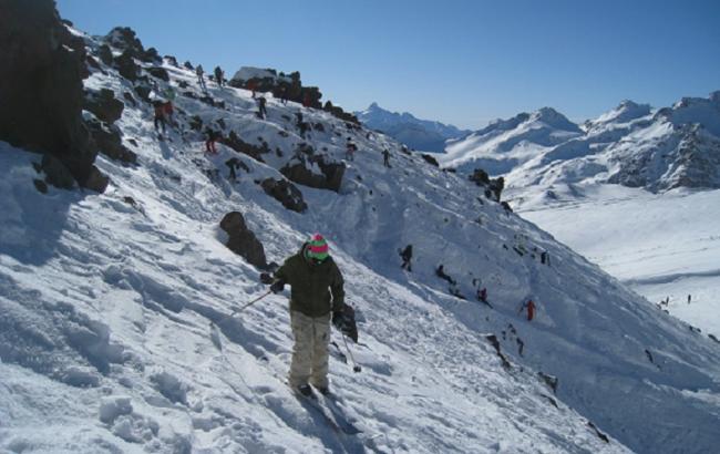 ДСНС попереджає про можливе сходження лавин в Івано-Франківській та Закарпатській областях 12 лютого