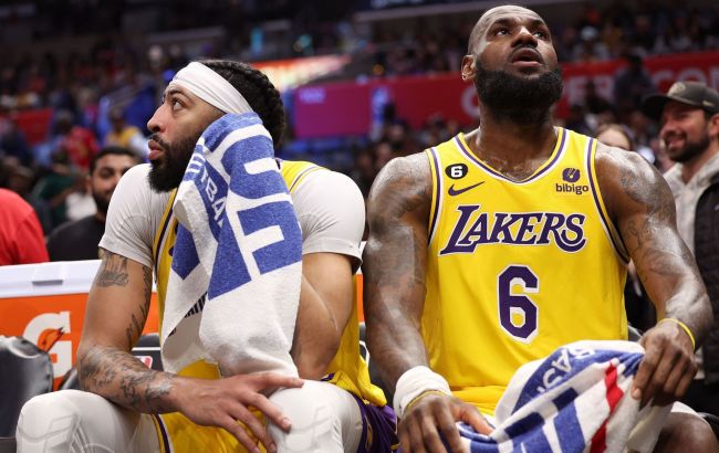 "Лейкерс" и "Атланта" пробились в плей-офф сезона НБА через плей-ин