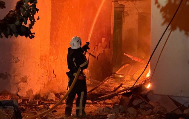 Внаслідок атаки "Шахедів" на Одесу є постраждалі: оприлюднені фото