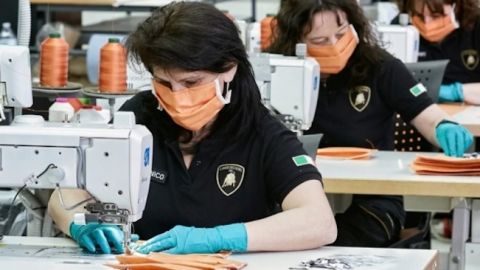 Lamborghini принялась шить медицинские маски