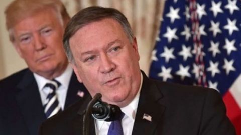 Помпео відклав візит до України