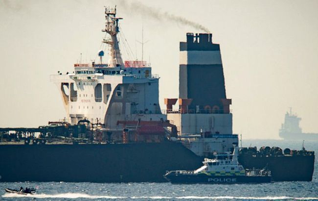 Британский танкер Stena Impero вошел в территориальные воды ОАЭ