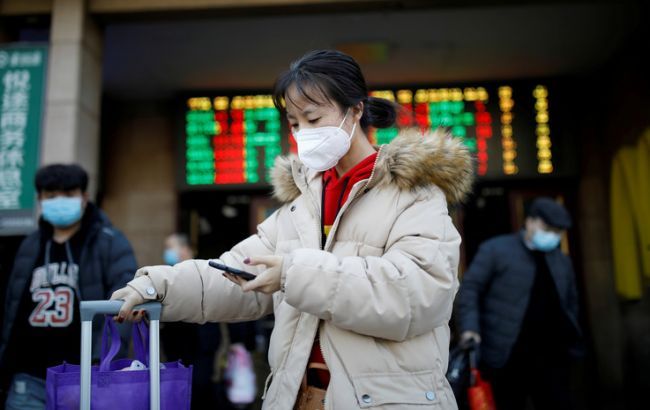 В Китае число больных коронавирусом достигло почти 12 тыс. человек