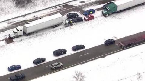 У штаті Мічиган зіткнулися близько 60 автомобілів