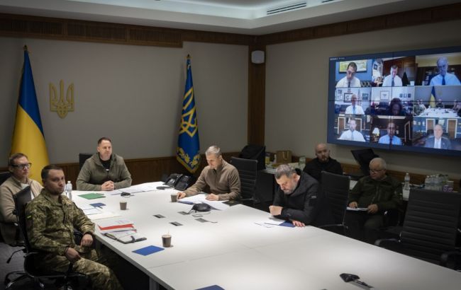 Єрмак зустрівся із членами комітету з розвідки Конгресу: про що говорили