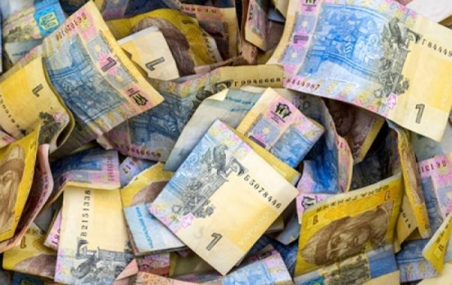 Курс долара на міжбанку о 12:30 зберігся на рівні 27,20 гривень