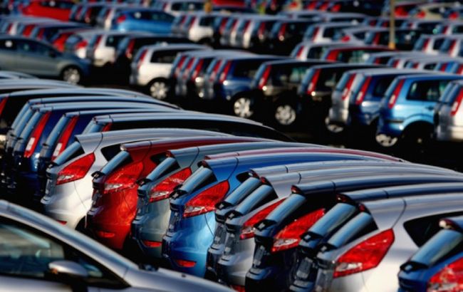 В Украине в мае объем продаж новых авто вырос на 49%
