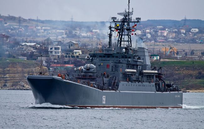 В Керчь зашел большой десантный корабль Черноморского флота России