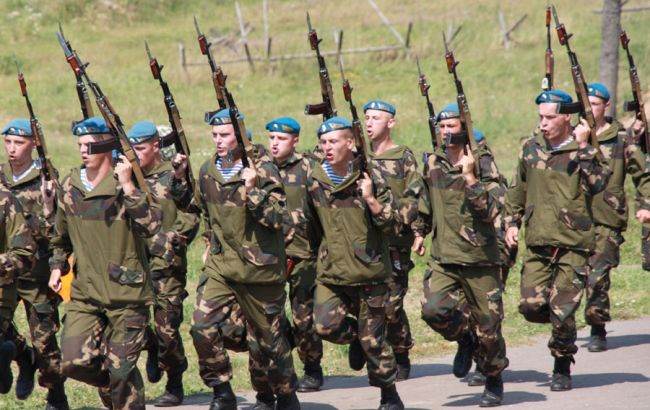 Беларусь начала масштабные военные учения