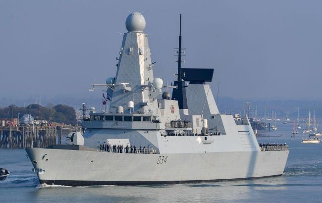 Міноборони Британії перевірить ситуацію з витоком документів про есмінець Defender