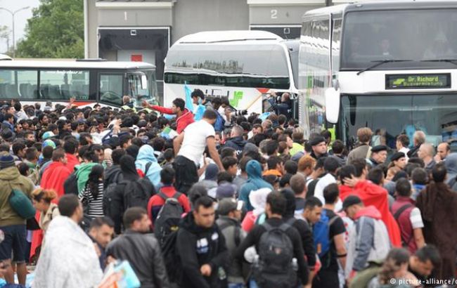 Австрия требует у Еврокомиссии 600 млн евро на содержание беженцев