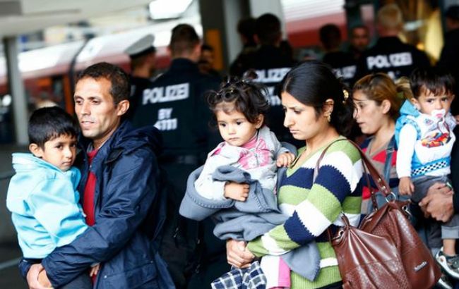 Ведомство Меркель предлагает депортировать больше беженцев