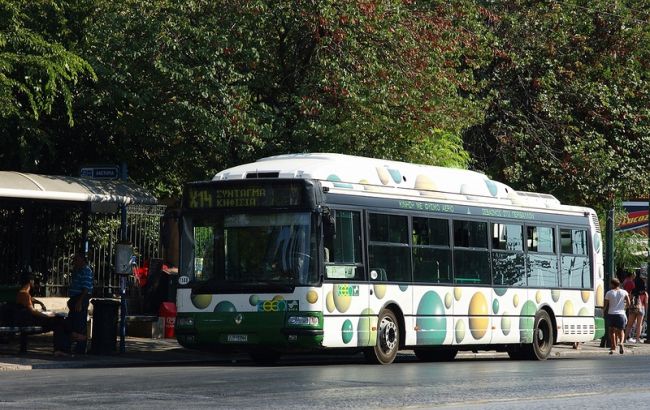 В Афінах скасували на тиждень плату за проїзд через закриття банків