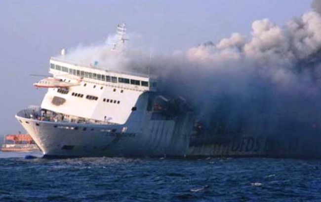 На Філіппінах перекинувся пасажирський пором, загинули понад 33 особи