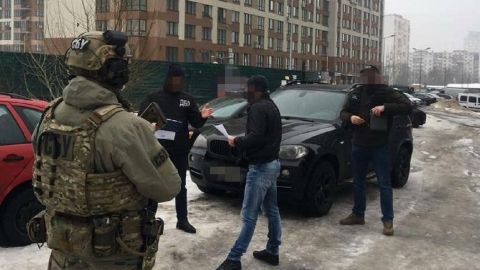 Требовал 90 тысяч евро: сотрудника СБУ подозревают в похищении человека