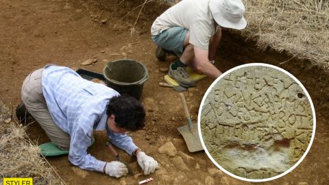 Археологи в Израиле случайно обнаружили уникальную плиту Девы Марии