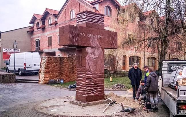 У Польщі відкриють ще один пам'ятник жертвам комунізму