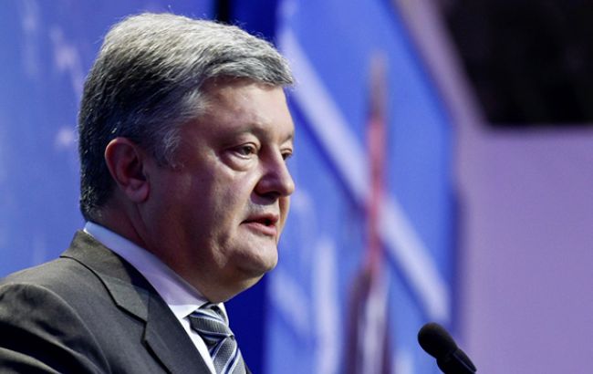 Американское оружие на Донбассе повысит стоимость агрессии РФ, - Порошенко