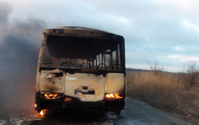 Выгорел полностью. В Днепропетровской области произошел пожар в автобусе с пассажирами