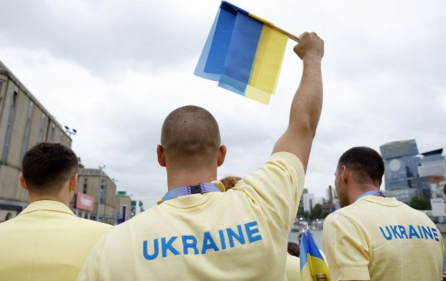 Скільки спортсменів виїхало за кордон і не повернулося додому