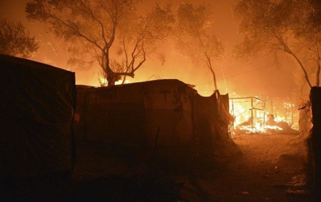 Пожежа у таборі для мігрантів: у Лесбосі ввели надзвичайний стан