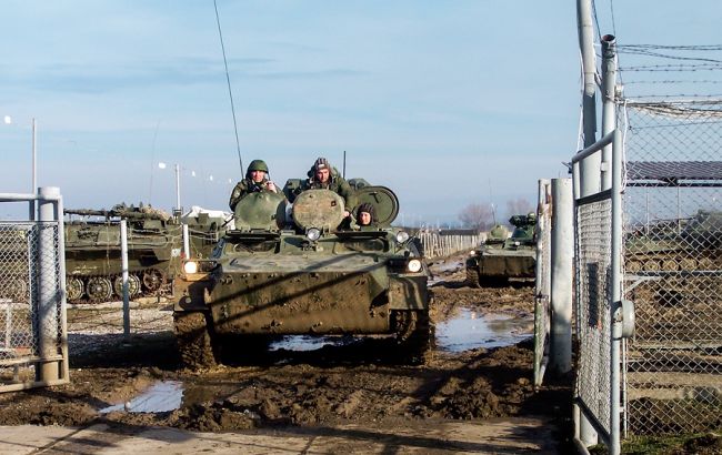 Россия проведет военные учения на границе с Латвией и Эстонией