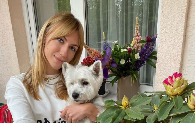 Леся Никитюк обменялась нарядами со своей собачкой: забавные фото