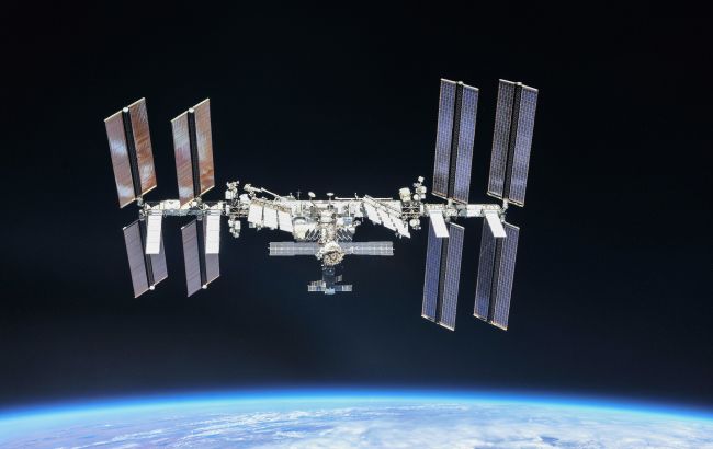 Стиковка з МКС і місія астронавтів: що потрібно знати про політ SpaceX