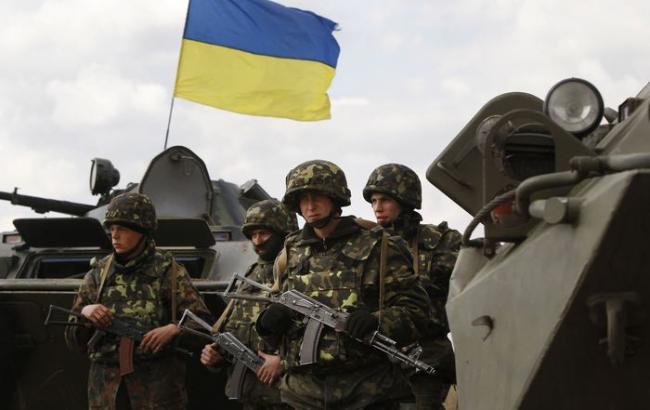 Боевики активно совершают обстрелы в районе Донецка, - штаб АТО
