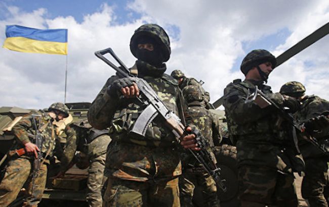 Украинским военным передали более 7 тысяч единиц военной техники за год
