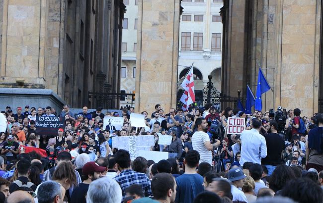 У Грузії оголосили масштабну акцію на десятий день протестів