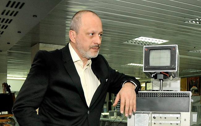 Чиновники Аласании "получают" 32 миллиона зарплаты, - эксперт