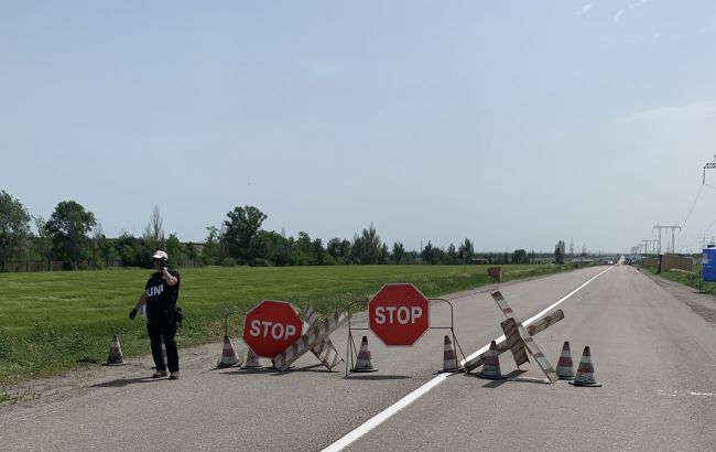 Хотів возз'єднатися з сім'єю: на КПВВ на Донбасі помер чоловік