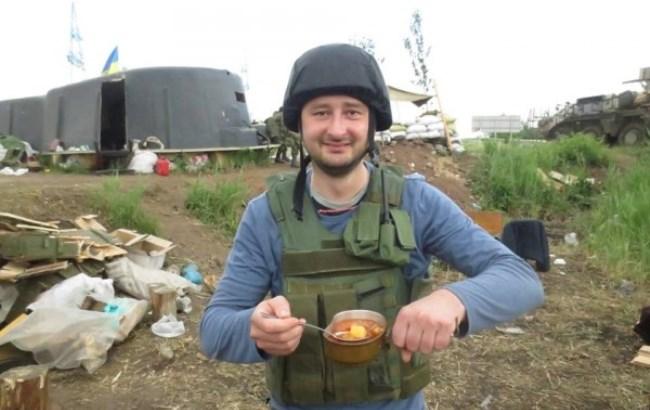 Журналист из РФ заявил, что россияне аплодируют Путину, как немцы Гитлеру