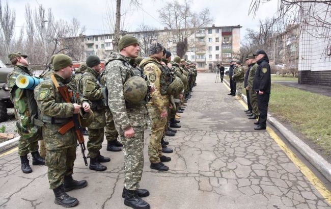 До обстрілюваної Авдіївки направлять додаткові сили поліції
