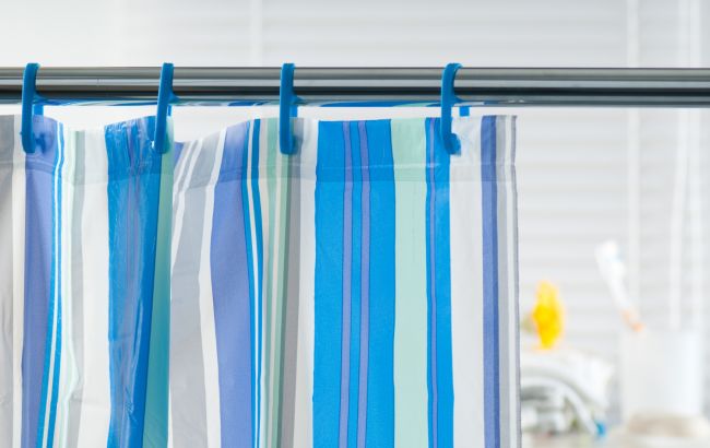 Ванна без цвілі: шторку у душі залишати - відкритою чи закритою?