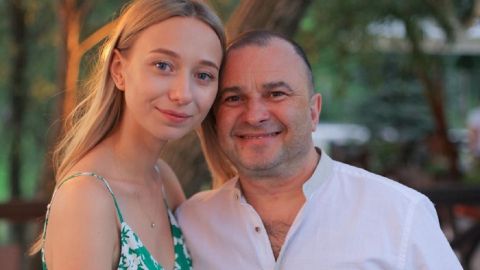 Молода дружина Віктора Павліка пояснила, чому звертається до нього по батькові
