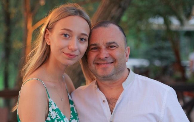 Собирала по крупинкам: молодая жена Виктора Павлика рассказала, как лечила его от зависимости