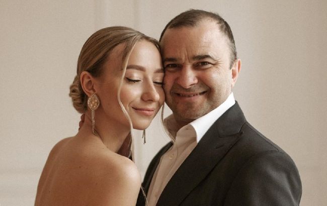 Молодая жена Виктора Павлика похвасталась фигурой в купальнике