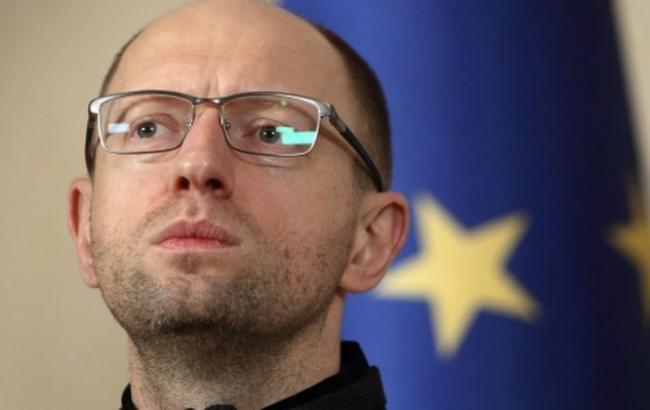 Кабмін пропонує Раді звільнити від сплати мита подарунки державі