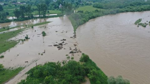 Опубліковано відео наслідків паводків в Івано-Франківській області