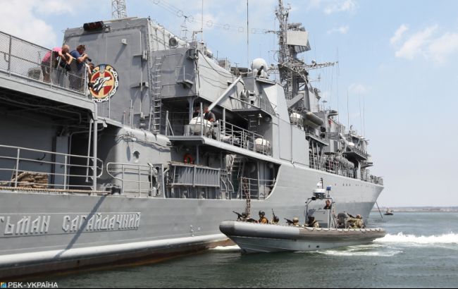 Флагман "Гетьман Сагайдачний" під час стрільб у Чорному морі виявив російські кораблі