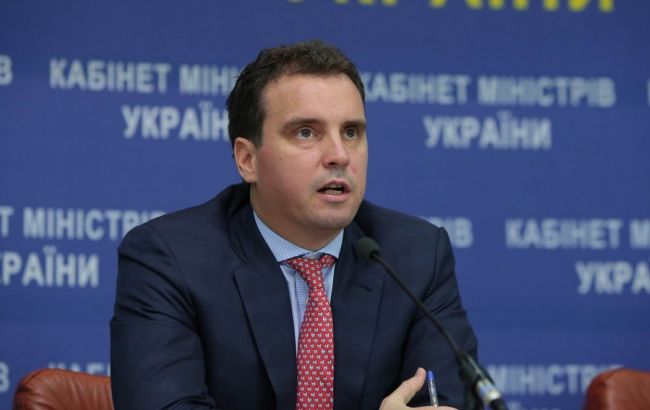 Парламент ухвалив лише 44% законопроектів, запропонованих урядом, - Абромавічус